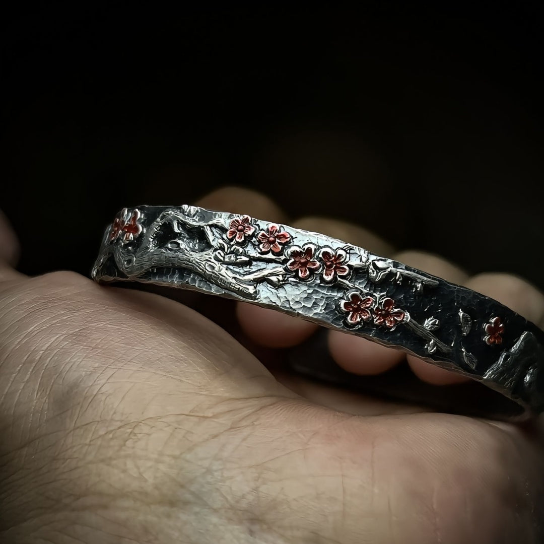 Plum Blossom Relief Bracelet