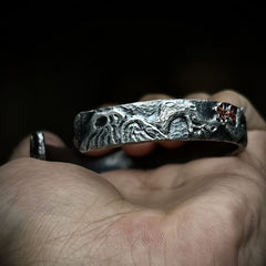 Plum Blossom Relief Bracelet