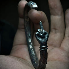 Zhenwu's Heavenly Finger Bracelet